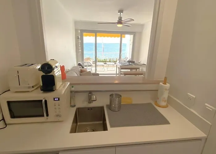 Le Soleil - Sea - Spacious - Hypercentre - Car Park Apartment *